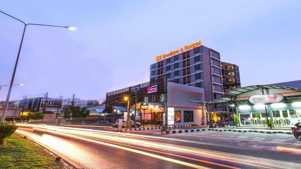 B2 Phuket Boutique & Budget Hotel Esterno foto