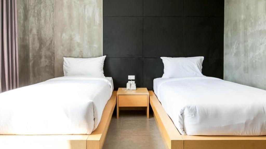 B2 Phuket Boutique & Budget Hotel Esterno foto