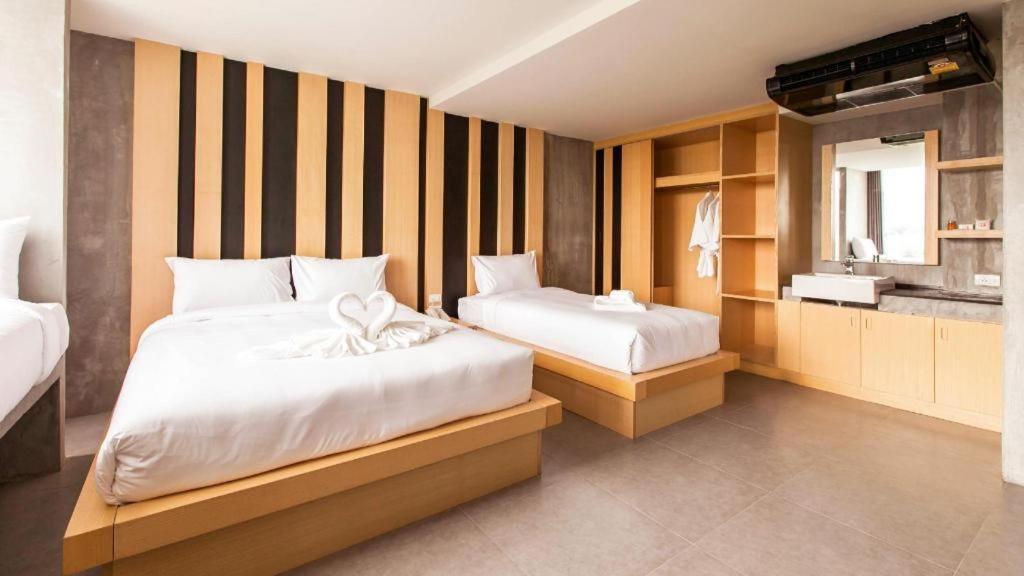 B2 Phuket Boutique & Budget Hotel Esterno foto