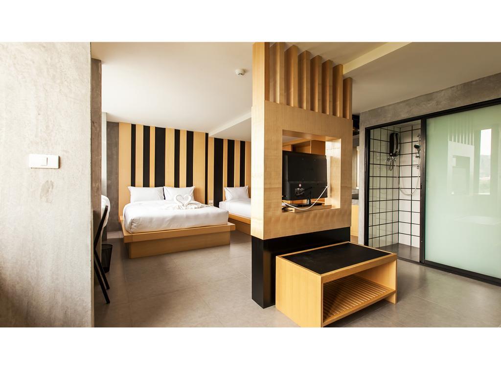 B2 Phuket Boutique & Budget Hotel Esterno foto
