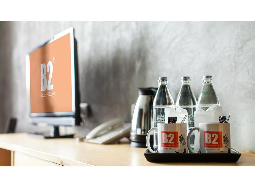 B2 Phuket Boutique & Budget Hotel Esterno foto