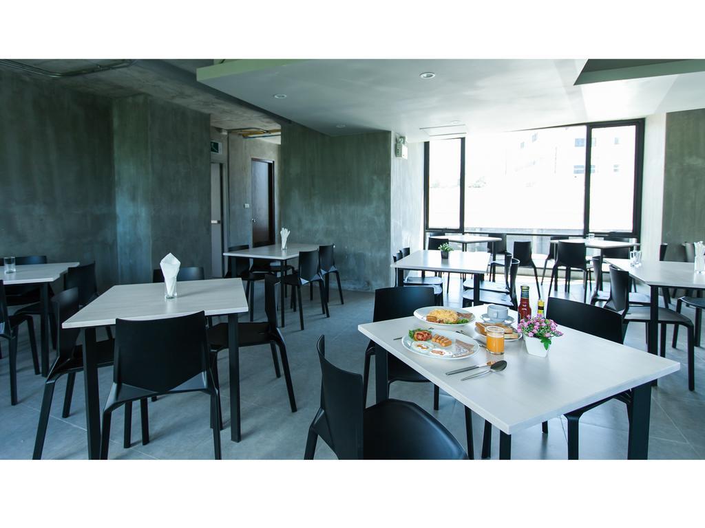 B2 Phuket Boutique & Budget Hotel Esterno foto